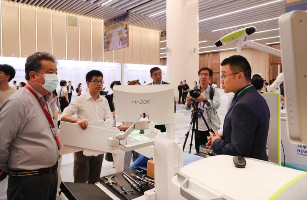 第四屆進(jìn)博會(huì )開(kāi)幕倒計時(shí)100天新聞通氣會(huì )在滬舉行