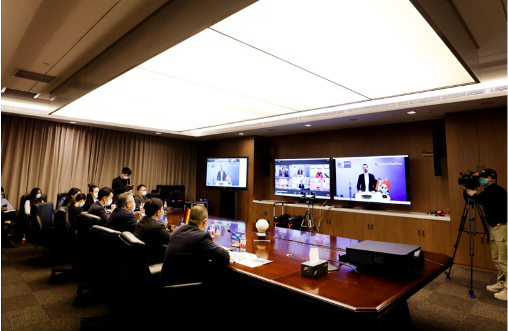 第四屆中國國際進(jìn)口博覽會(huì )首場(chǎng)網(wǎng)上推介會(huì )