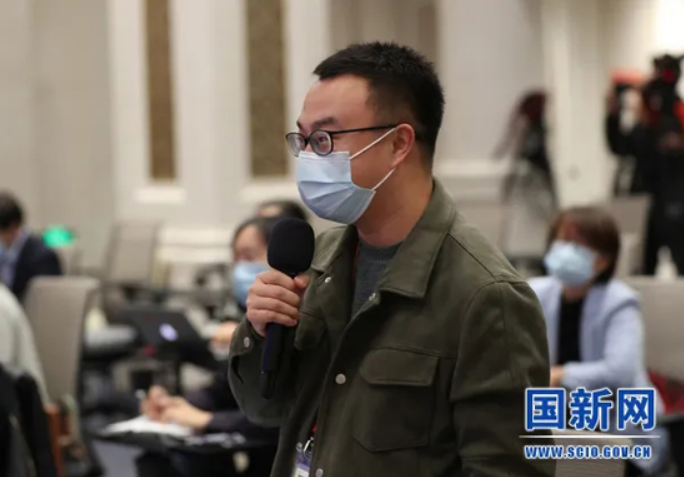 國新辦舉行制造業(yè)中小微企業(yè)緩稅政策國務(wù)院政策例行吹風(fēng)會(huì )（2）